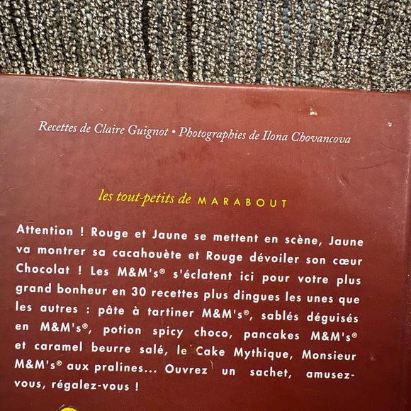 M&M'S Cookbook in French Language - Picture 2 of 2